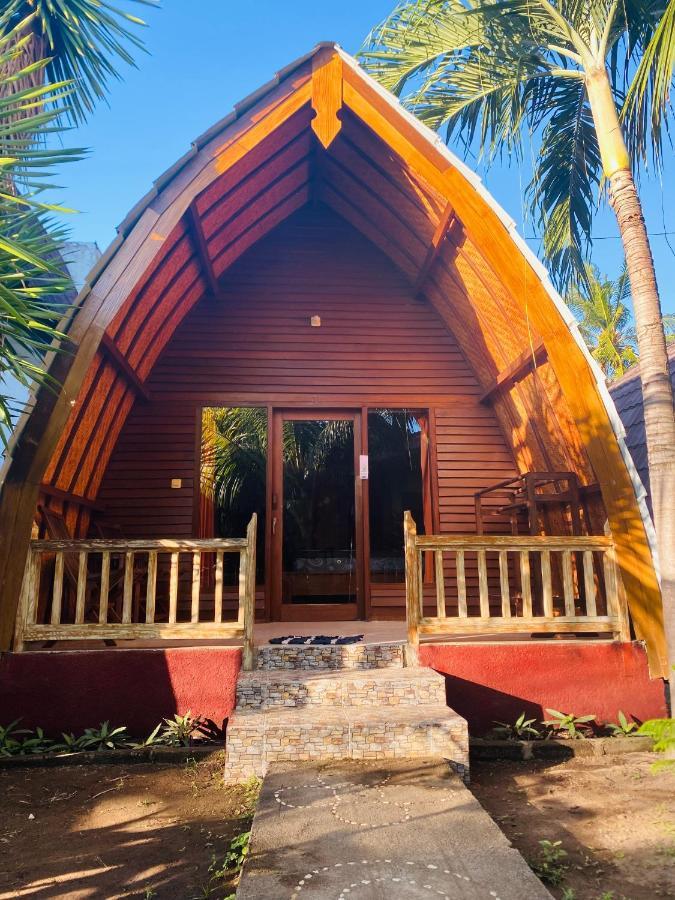 Oktavia Bungalows Gili Air Ngoại thất bức ảnh